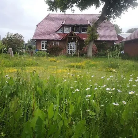 Top Floor Apartment With Private Entrance Brunsbuttel Exterior foto